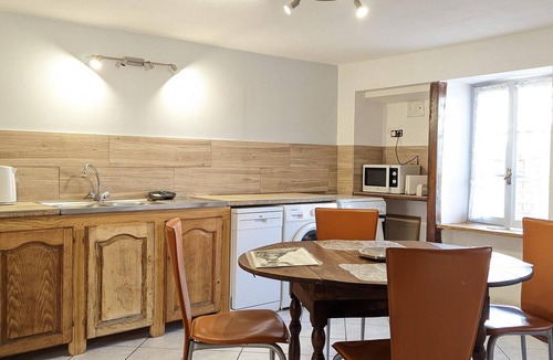 Vauvillers Cottage | Charming village house with shared garden, near Faucogney-et-la-Mer