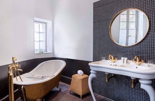 Mazan Hotel | Chateau de Mazan - Handwritten Collection