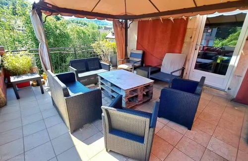 Arbois House | CHEZ INES A place to live in Arbois - 2 to 10 pers ARBOIS