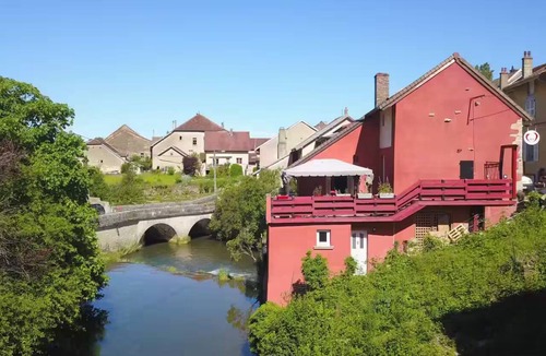 Arbois House | CHEZ INES A place to live in Arbois - 2 to 10 pers ARBOIS