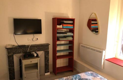 Luneville Apartment | Chez Julien: appartement confort plein centre