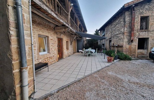 Sennece-les-Macon House | Chez Mémé Country House