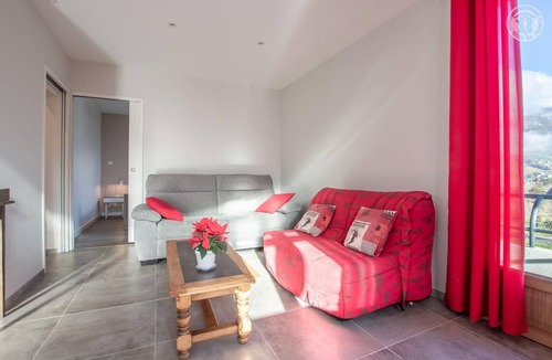 Outrechaise House | Chez Nicole ET Alain