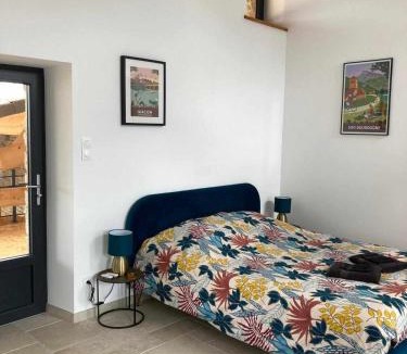 Prisse Bed & Breakfast | Chez Pauline - Chambres d'hôtes Bourguignonnes