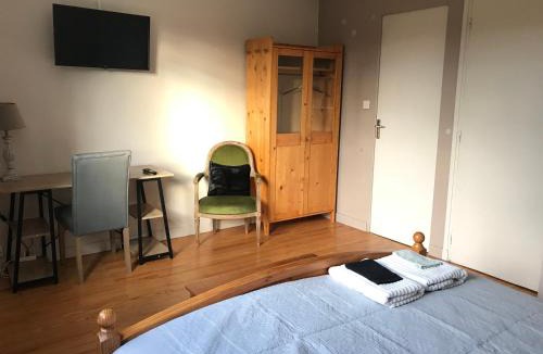 Albon House | Chez-Sixtine Chambres d'Hôtes