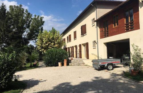 Albon House | Chez-Sixtine Chambres d'Hôtes