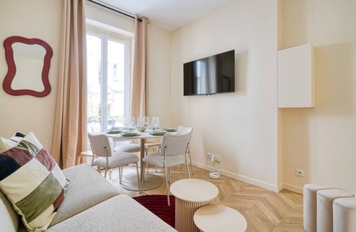 Saint-Mande Apartment | Chic 2BR 6 Guests - Paris