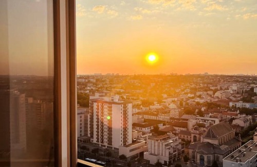 Choisy-le-Roi House | Ciel de Paris : Vue Tour Eiffel