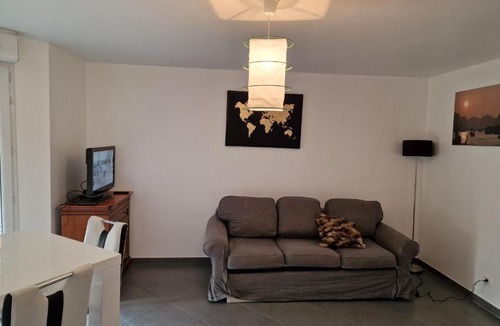 Vigneux-sur-Seine Apartment | Climatisé charmant et accueillant studio T1bis