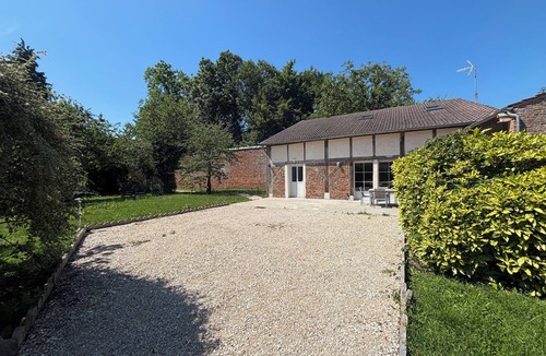 Seurre House | Clos des Augustins: Charming house just a stone's throw from the Saône river