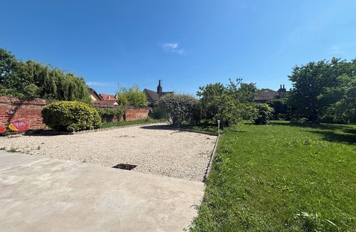 Seurre House | Clos des Augustins: Charming house just a stone's throw from the Saône river
