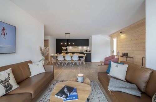 Chatel Apartment | Close to the centre, new flat with 4 bedrooms and 3 bathrooms