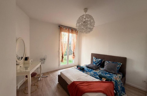 Bondy Apartment | Cocon avec petit jardin centre Bondy