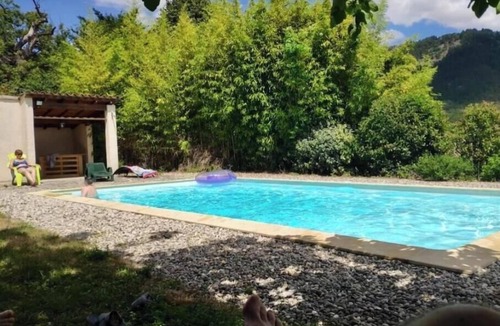Vesseaux House | Cocon de Soie - 4★ gîte with private pool in the heart of southern Ardèche