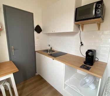 Chalon-sur-Saone Apartment | Cocon Urbain - Studio proche hôpital