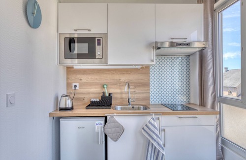 Antony Apartment | Cocoon of EMERAUDE and SAPHIRE in Antony