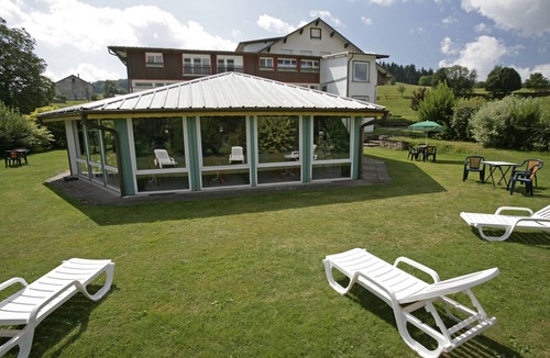 Girmont-Val-d'Ajol Apartment | Comfort double room with shower