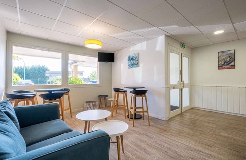 Linas Hotel | Comfort Hotel Linas Montlhery