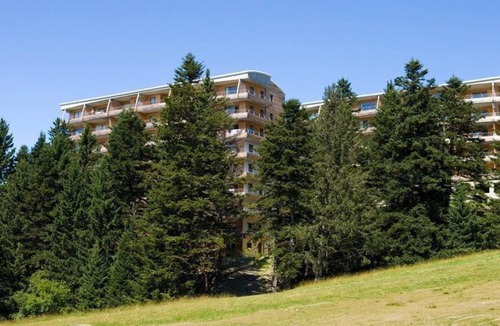 Chamrousse House | Comfortable 5 Bedroom Duplex for up to 12 Guests
