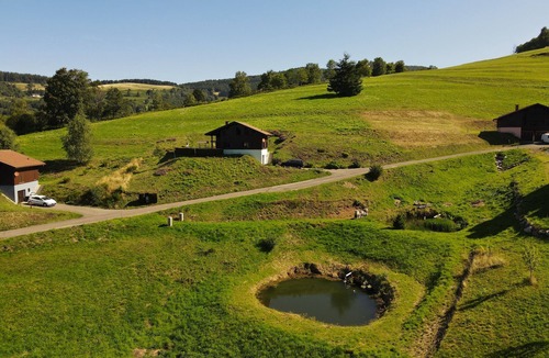 Fresse-sur-Moselle Ski Chalet | Comfortable 9-person chalet at the foot of the Ballon d'Alsace. Calm and relaxation.