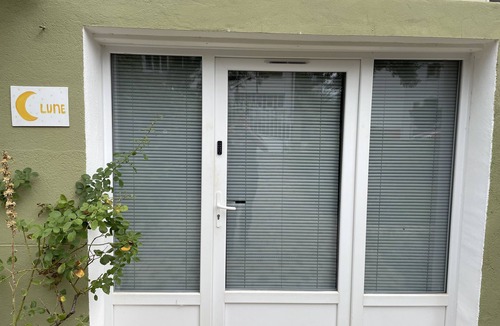 Cigogne Roseraie Apartment | Comfortable T2 in quiet St Marceau neighborhood