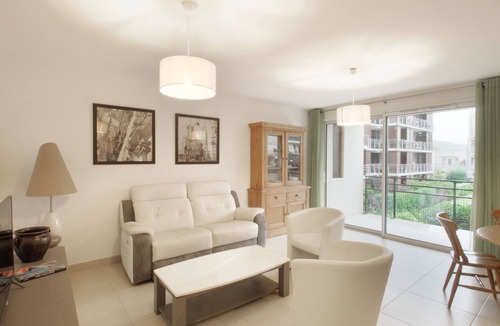 Aix-les-Bains Apartment | Comfortable T3 just a stone’s throw from the lake!