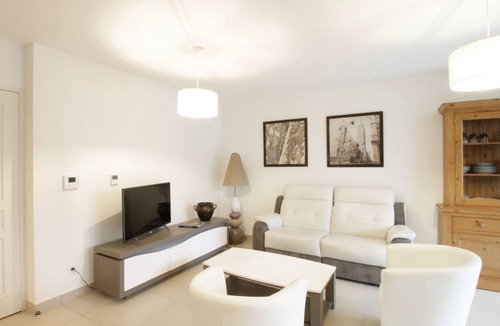 Aix-les-Bains Apartment | Comfortable T3 just a stone’s throw from the lake!