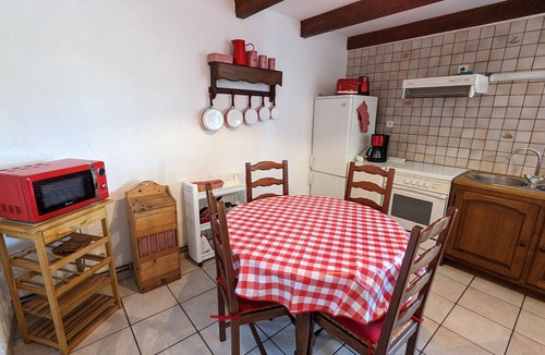 Aingeville Cottage | Comfortable Village Retreat with Garden, Near Vittel Spa