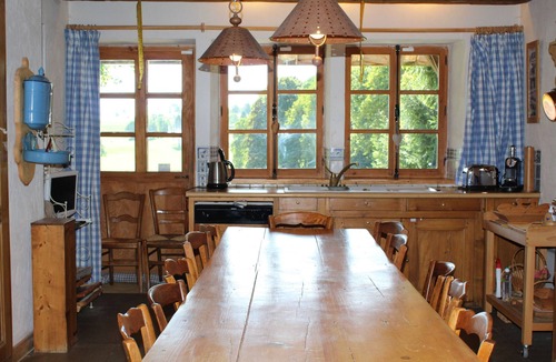 Les Hopitaux-Vieux House | Comtoise farmhouse sleeps 10, Haut Doubs, Swiss border, rated 4 épis