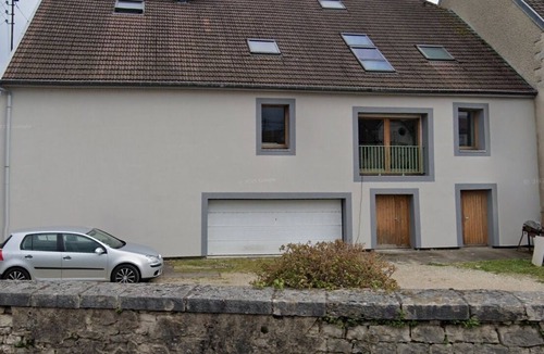 Saint-Francois d'Assise Apartment | CONCORDE MICROPOLIS 500 METRES AWAY, JUST A 5-MINUTE WALK