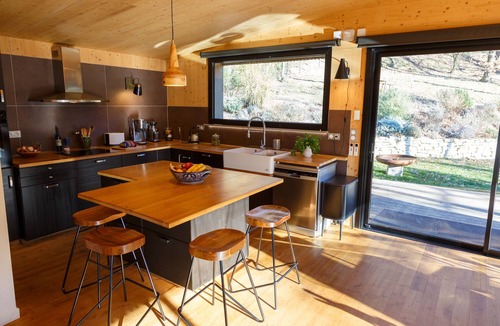 Dieulefit House | Contemporary wooden house