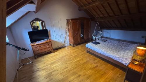 Nitry House | Corps de ferme - Gîte les hirondelles