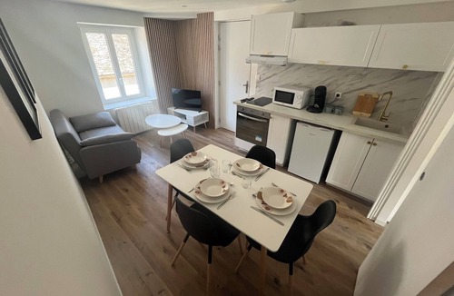 Paroisse Notre-Dame Apartment | Cosy 2-room apartment