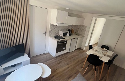 Paroisse Notre-Dame Apartment | Cosy 2-room apartment