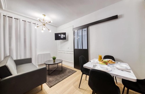 Villeneuve-Saint-Georges Apartment | Cosy apartment - Near Paris - RER D