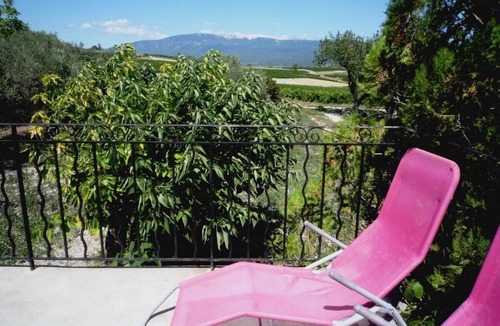 Blauvac House | Cosy apartment in the heart of Vaucluse countryside with a view on Mont Ventoux