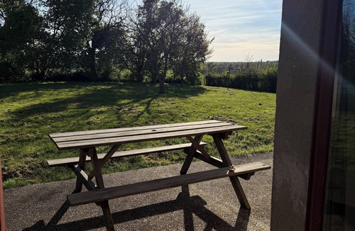 Thionne House | Cosy country cottage near Le Pal park