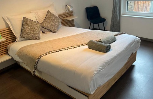 Neudorf Est Apartment | Cosy T2 - Balcon -proche centre ville et Allemagne