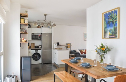Belleville Apartment | Cosy T3 with terrace in Paris - Welkeys