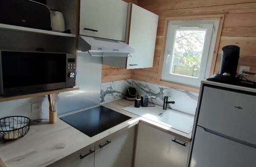 Voudenay Cottage | Cottage 'Chalet, Aux Portes Du Morvan' with Mountain View, Private Pool and Wi-Fi
