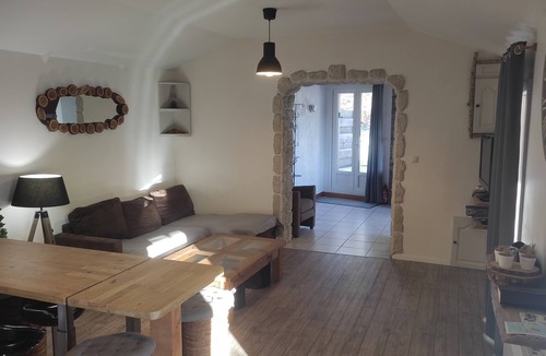 Les Settons House | Cottage 300 m from Lac des Settons