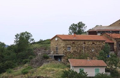 Saint-Privat-du-Dragon House | cottage in gilles coste