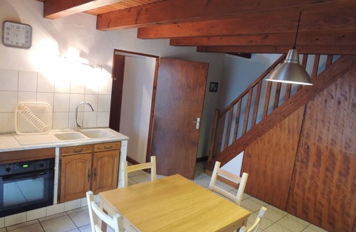 Faymont Cottage | Cottage in the heart of a beautiful small village