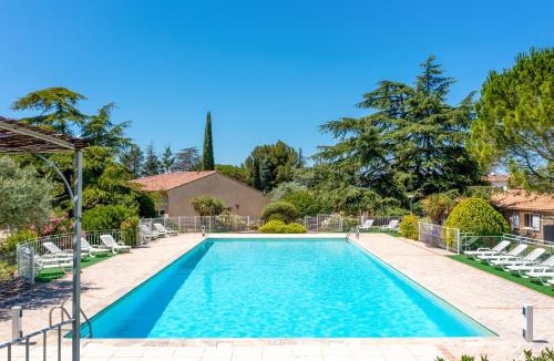 La Roque-sur-Pernes House | Cottage with garden in a quiet setting n8