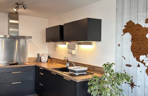 Cazaux House | Cottage with garden, spa and close to lake