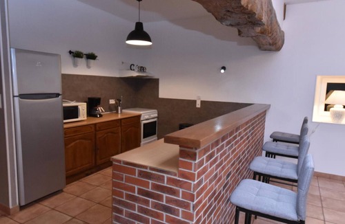 Cressanges Cottage | Cottage with large garden and terrace in Cressanges