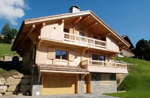 Le Chinaillon Ski Chalet | Cottages for 12 People