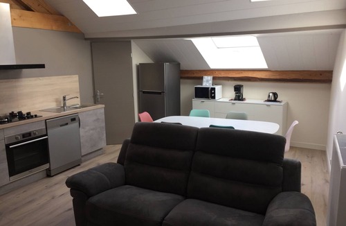Bonlieu Apartment | Cottages in the center of the Hedgehog waterfalls and lakes.
