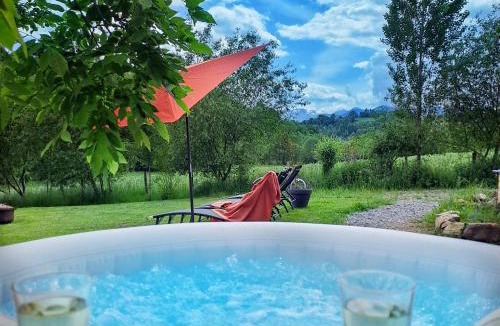Lys House | Coume a Case - Maison de charme 4 étoiles - piscine et spa - vallée d'Ossau