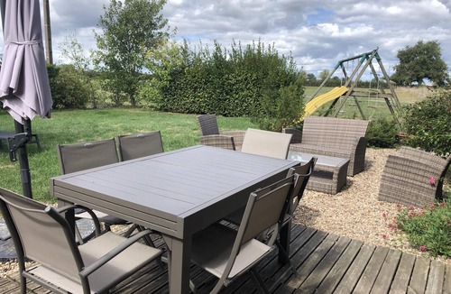 Le Bouchaud Cottage | Country cottage with air conditioning and garden in Auvergne
